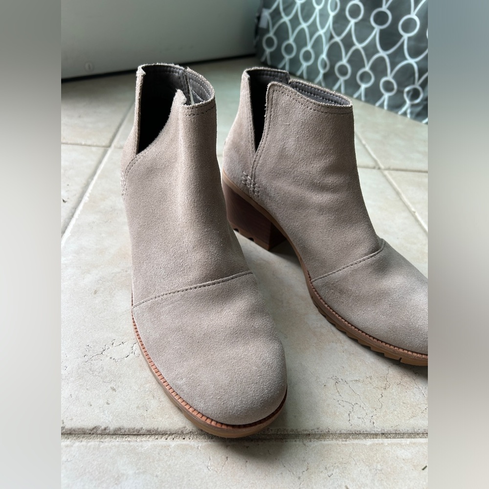 Sorel Size 9 Waterproof Boots